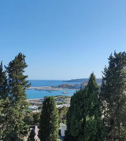 Joli Studio Vue * Menton